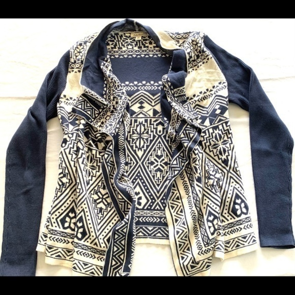 Lucky Brand Navy and Cream Cardigan
